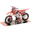 Motocicleta NEW-RAY HONDA HCR KEN ROCZEN 1:12 Motocicleta NEW-RAY HONDA HCR KEN ROCZEN 1:12 thumb