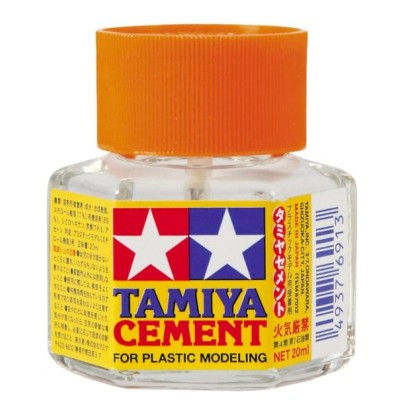 Adeziv pentru polistiren Tamiya (20 ml)