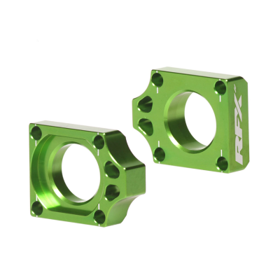 Bucșă bloc pentru axa spate RFX Pro Rear Axle Adjuster Blocks Green KX 125/250 03-08 KXF 250F 04-21 / 450F 06-15 Bucșă bloc pentru axa spate RFX Pro Rear Axle Adjuster Blocks Green KX 125/250 03-08 KXF 250F 04-21 / 450F 06-15