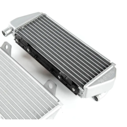 Radiator stâng X-Grip KTM EXC/EXC-F 20-23, SX/SX-F 19-22; Husqvarna FC/FE/TC/TE 20-23; Gas Gas EC/EC-F 21-23 Radiator stâng X-Grip KTM EXC/EXC-F 20-23, SX/SX-F 19-22; Husqvarna FC/FE/TC/TE 20-23; Gas Gas EC/EC-F 21-23