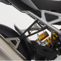 Suport pentru generația R&G RACING Exhaust hangers silver - Triumph Speed Triple 1200 RS/RR