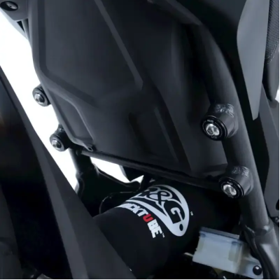 Placă R&G RACING Footrest Blanking Plate Neagră Honda CBR125R Placă R&G RACING Footrest Blanking Plate Neagră Honda CBR125R