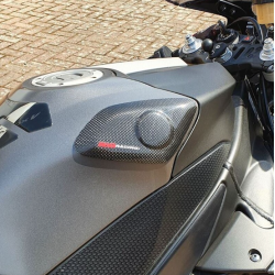 Protector pentru rezervor R&G RACING Tank Slider Carbon - Yamaha YZF-R1 09-14 Protector pentru rezervor R&G RACING Tank Slider Carbon - Yamaha YZF-R1 09-14