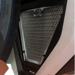 Protector pentru radiator de ulei R&G RACING Oil Cooler Guard Black - Ducati Panigale/Streetfighter V4 18-24 Protector pentru radiator de ulei R&G RACING Oil Cooler Guard Black - Ducati Panigale/Streetfighter V4 18-24