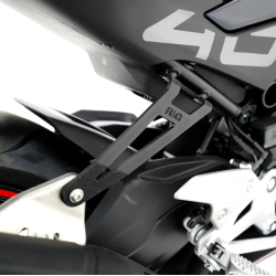 Kit de suport R&G RACING pentru capac de suport posterior și suport pentru evacuare - Negru CFMOTO 450SR 23-25 Kit de suport R&G RACING pentru capac de suport posterior și suport pentru evacuare - Negru CFMOTO 450SR 23-25