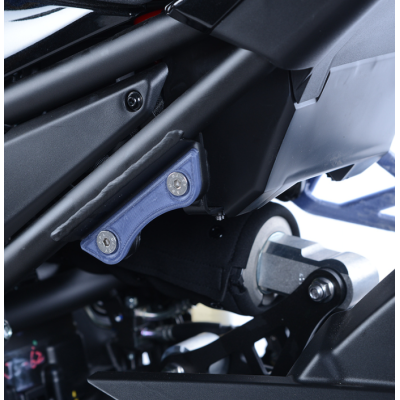 Placă R&G RACING pentru suportul de picior din spate Negru Kawasaki Z900 17-24 Placă R&G RACING pentru suportul de picior din spate Negru Kawasaki Z900 17-24