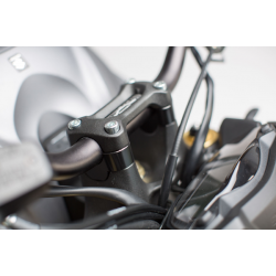 Extensie ghidon SW-MOTECH BAR RISER GSX-S 1000 S ABS Extensie ghidon SW-MOTECH BAR RISER GSX-S 1000 S ABS