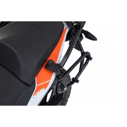 Suporturi laterale pentru valiza SW-MOTECH SLC SIDE CARRIER L ADVENTURE 390 ABS\\ Suporturi laterale pentru valiza SW-MOTECH SLC SIDE CARRIER L ADVENTURE 390 ABS\\