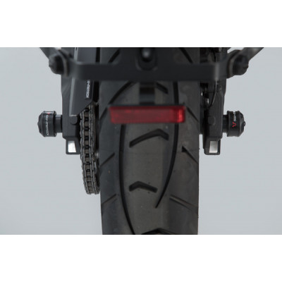 Cras paduri pentru ax SW-MOTECH REAR AXLE SLIDER TIGER 800 14