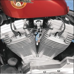 Capac pentru șurub principal/suport lumânare crom DRAG SPECIALTIES 35-0102-BC251 Capac pentru șurub principal/suport lumânare crom DRAG SPECIALTIES 35-0102-BC251