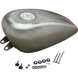 Rezervor cu capac de combustibil cromat în stil aero DRAG SPECIALTIES 011743-BX39 Rezervor cu capac de combustibil cromat în stil aero DRAG SPECIALTIES 011743-BX39