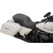 Șa mare pentru touring cu poziționare frontală, care acceptă spătare montate pe cadru DRAG SPECIALTIES 0801-1110 Șa mare pentru touring cu poziționare frontală, care acceptă spătare montate pe cadru DRAG SPECIALTIES 0801-1110 thumb