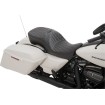 Șa mare touring cu cusătură dublă în formă de diamant, care acceptă spătare montate pe cadru DRAG SPECIALTIES 0801-1111 Șa mare touring cu cusătură dublă în formă de diamant, care acceptă spătare montate pe cadru DRAG SPECIALTIES 0801-1111 thumb