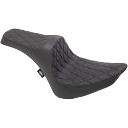 Șa PREDIII DDBLK VNYL DRAG SPECIALTIES 0802-1366 Șa PREDIII DDBLK VNYL DRAG SPECIALTIES 0802-1366