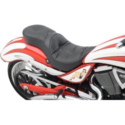 Șa turistică cu profil redus și spătar din vinil negru DRAG SPECIALTIES 0810-1577