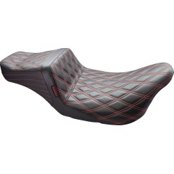 Șa Tailwhip - dublu romboidală cu ață roșie LE PERA LK-587DD-RED Șa Tailwhip - dublu romboidală cu ață roșie LE PERA LK-587DD-RED