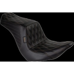 Șa Tailwhip - față dublă diamant cu cusătură castanie - negru LE PERA LYRU-580DD-CHET Șa Tailwhip - față dublă diamant cu cusătură castanie - negru LE PERA LYRU-580DD-CHET