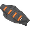 Husă de șa cu suprafață cauciucată cu nervuri portocalie MOOSE RACING KTM5016-336RT Husă de șa cu suprafață cauciucată cu nervuri portocalie MOOSE RACING KTM5016-336RT thumb