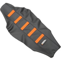 Husă pentru șa cu suprafață cauciucată cu nervuri portocalie MOOSE RACING KTM6516-336RT Husă pentru șa cu suprafață cauciucată cu nervuri portocalie MOOSE RACING KTM6516-336RT