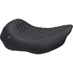 Șa lată Tripper - solo - cusături culoare gun metal MUSTANG SEATS 88503GM Șa lată Tripper - solo - cusături culoare gun metal MUSTANG SEATS 88503GM