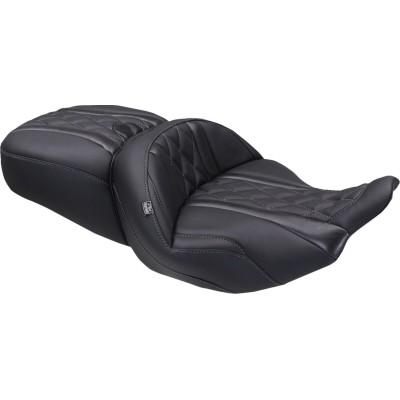 Șa super touring DLX o bucată ață gri metalizat MUSTANG SEATS 89411GM Șa super touring DLX o bucată ață gri metalizat MUSTANG SEATS 89411GM