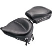 Șa wide touring solo plain studded with conchos MUSTANG SEATS 75506 Șa wide touring solo plain studded with conchos MUSTANG SEATS 75506 thumb