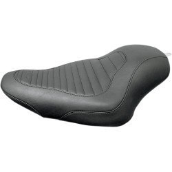 Șa Tripper ssolo tuck n' roll stitch MUSTANG SEATS 76954 Șa Tripper ssolo tuck n' roll stitch MUSTANG SEATS 76954