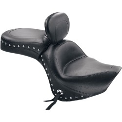 Șa din două piese wide touring 2-up cu ținte, conchos și spătar pentru pilot MUSTANG SEATS 79416 Șa din două piese wide touring 2-up cu ținte, conchos și spătar pentru pilot MUSTANG SEATS 79416