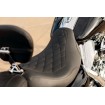 Șa lată tripper solo cu spătar reglabil pentru șofer MUSTANG SEATS 79725 Șa lată tripper solo cu spătar reglabil pentru șofer MUSTANG SEATS 79725 thumb