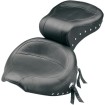 Șa one-piece wide touring 2-up cu ținte și conchos MUSTANG SEATS 75503 Șa one-piece wide touring 2-up cu ținte și conchos MUSTANG SEATS 75503 thumb