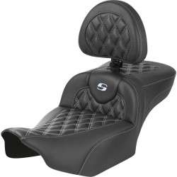 Șa RoadSofa - cu spătar - carbon - cusături argintii - extinsă SADDLEMEN 823-07-207B5 Șa RoadSofa - cu spătar - carbon - cusături argintii - extinsă SADDLEMEN 823-07-207B5