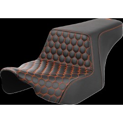 Șa în trepte - față honeycomb - cusături portocalii SADDLEMEN 823-07-17703 Șa în trepte - față honeycomb - cusături portocalii SADDLEMEN 823-07-17703