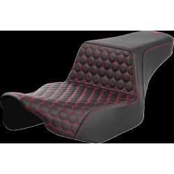 Șa treptată - prelungită - față Honeycomb - cusătură roșie SADDLEMEN 823-07-17804 Șa treptată - prelungită - față Honeycomb - cusătură roșie SADDLEMEN 823-07-17804