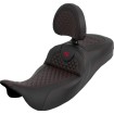 Șa cu rază extinsă Roadsofa - Dragon Scale - cusătură roșie - cu spătar - FLH/FLT '08-'25 SADDLEMEN 808-07B-209B4 Șa cu rază extinsă Roadsofa - Dragon Scale - cusătură roșie - cu spătar - FLH/FLT '08-'25 SADDLEMEN 808-07B-209B4 thumb