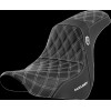 Șa SDC perf gripper cusătură albă SADDLEMEN SC81829WHI