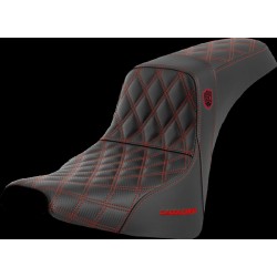Șa SDC perf gripper cusătură roșie SADDLEMEN SC81830RED Șa SDC perf gripper cusătură roșie SADDLEMEN SC81830RED