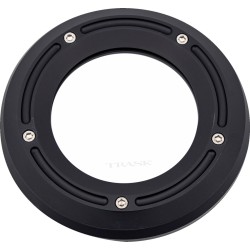 Capac derby ASSAULT negru mat TRASK PERFORMANCE TM-0042MBK Capac derby ASSAULT negru mat TRASK PERFORMANCE TM-0042MBK