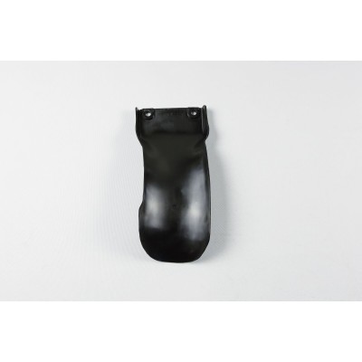 Placă de apărătoare noroi spate SUZUKI RM125/250 negru UFO PLAST SU02914#001