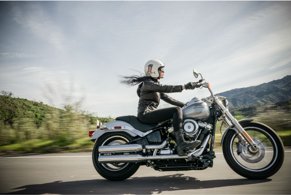 Pantaloni pentru cruiser sunt confortabile pentru drum lung